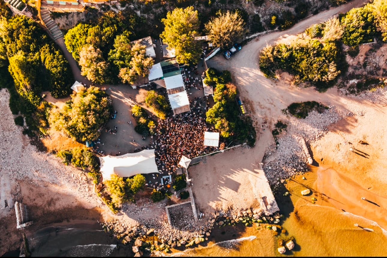 OPEN AIR BEACH PARTY
