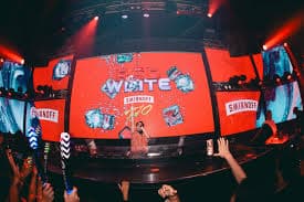 RED&WHITE Supported by SMIRNOFF