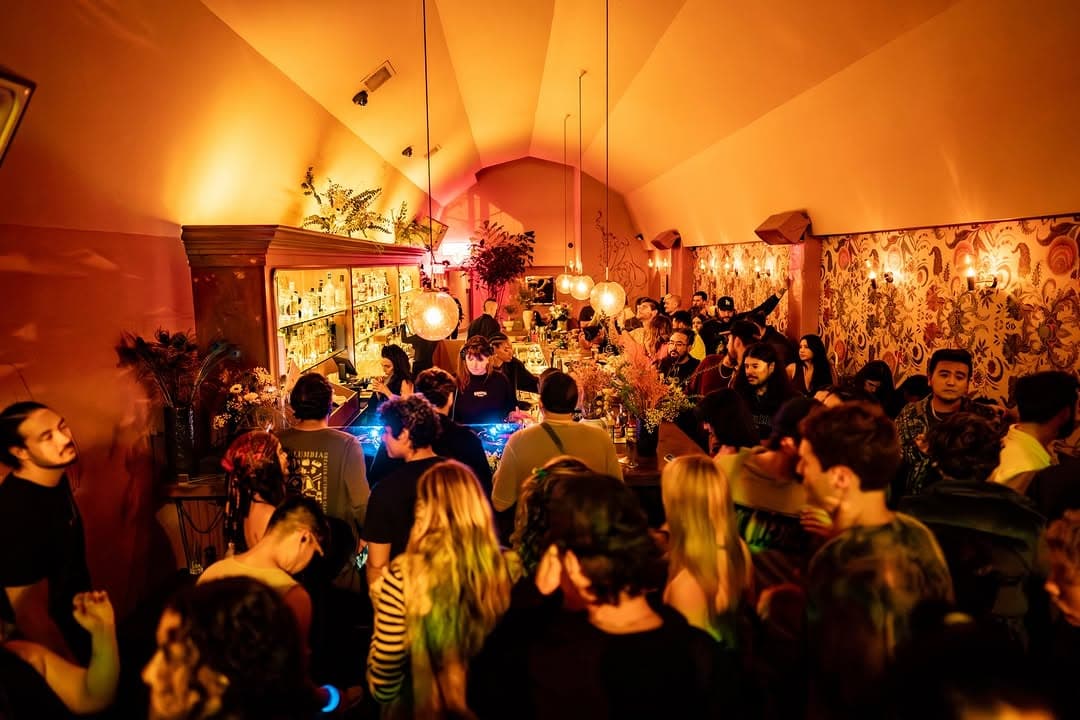 Bar Franca Weekend Party