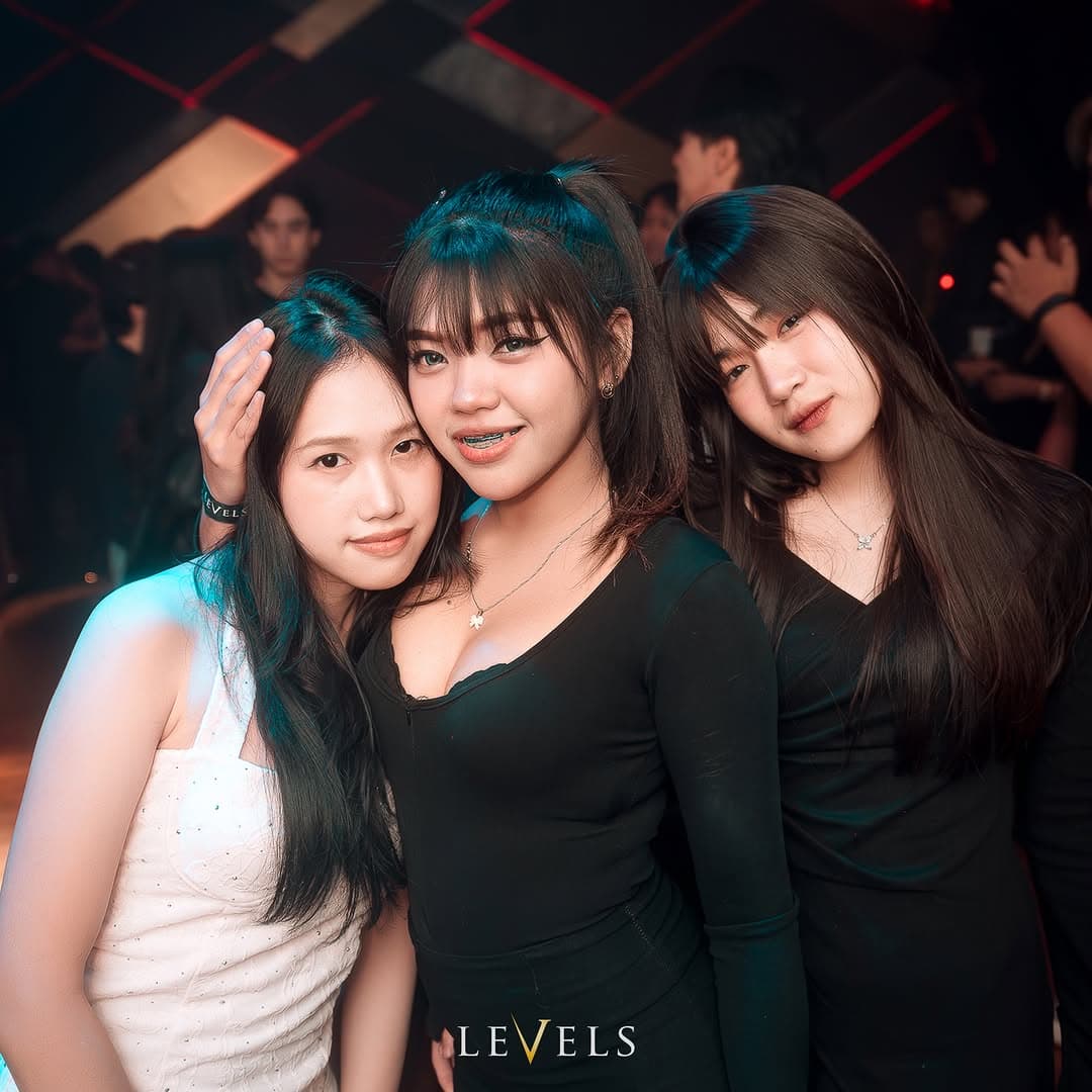 Levels Bangkok Weekly Party
