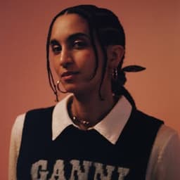 Sarah Farina
