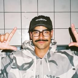WAXX OFF