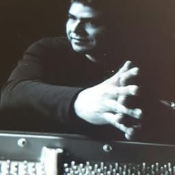 Otmaro Ruiz