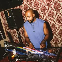 DJ SMASHA