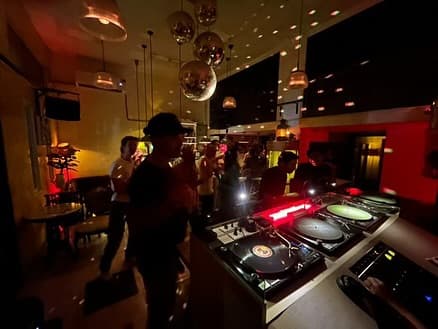 Sunday Special: Minimal &Techno Vinyl Sessions by plazdj & Funkpheno