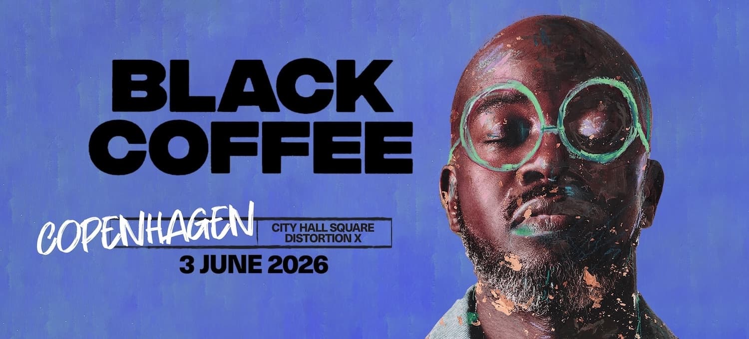 Black Coffee - Copenhagen City Hall Square