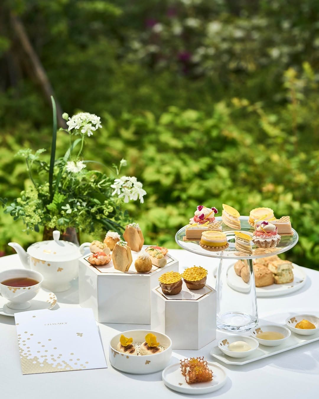 Bee de Chaumet Afternoon Tea