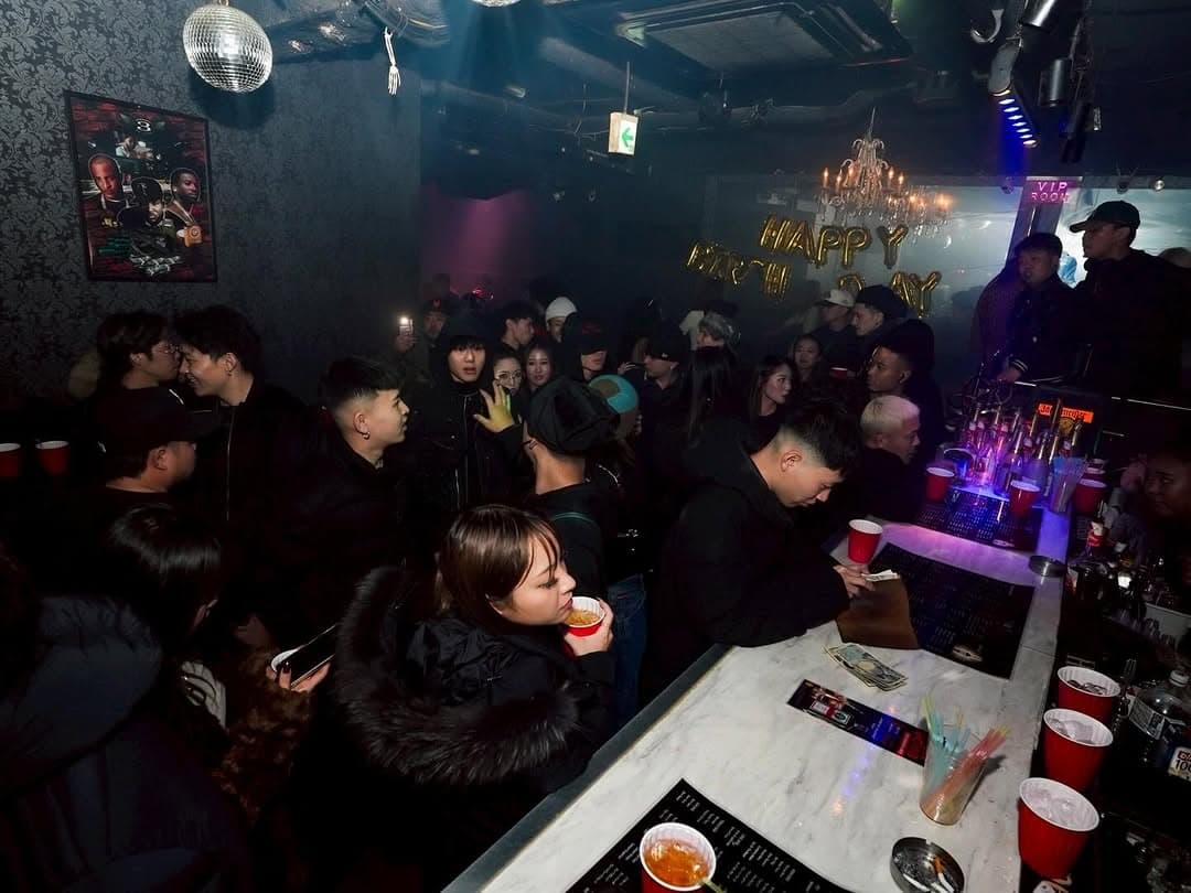 Friday Night at PHASE3
