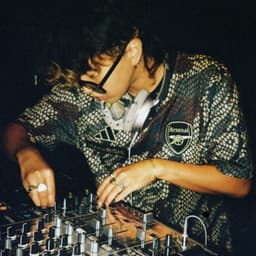 M.I.O