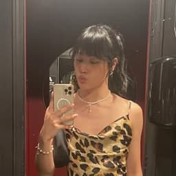 Angela Au